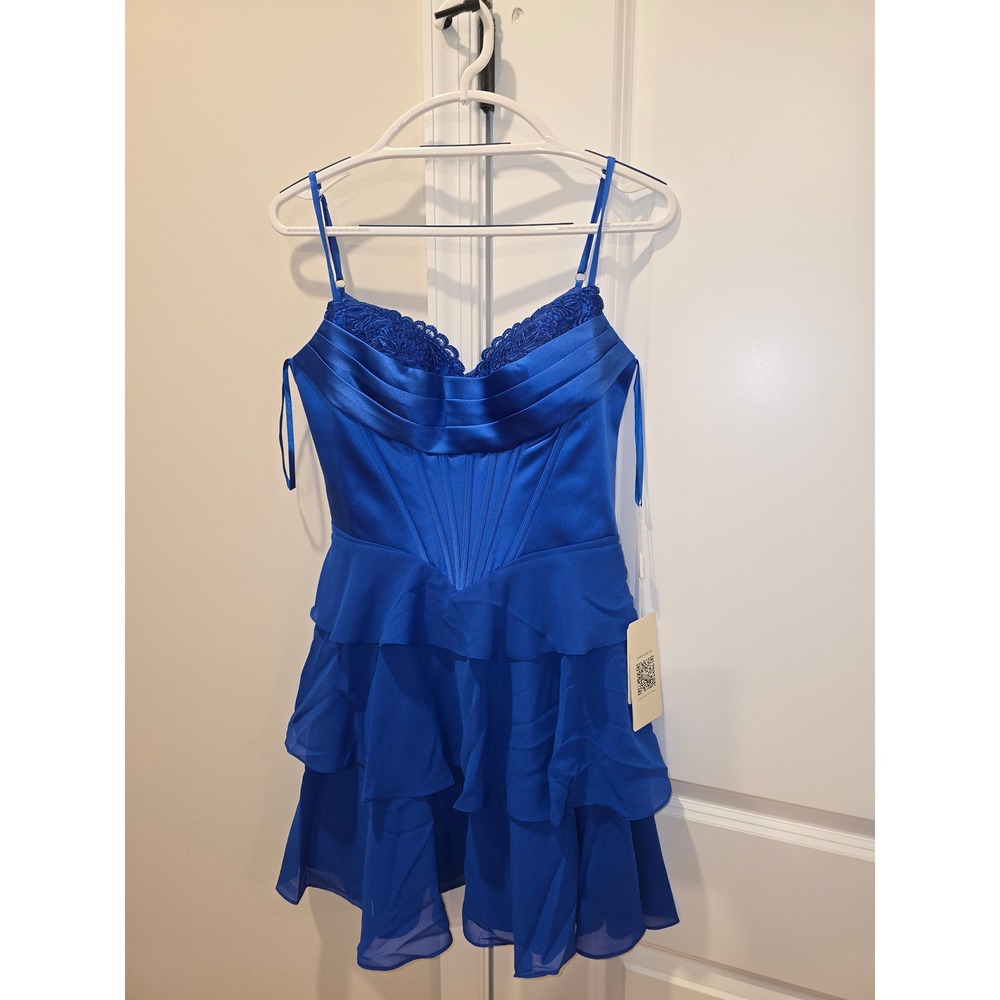 A-line Cowl Neck Tiered Flirty Ruffle Homecoming Dress size 4 New With Tags - Picture 4 of 11